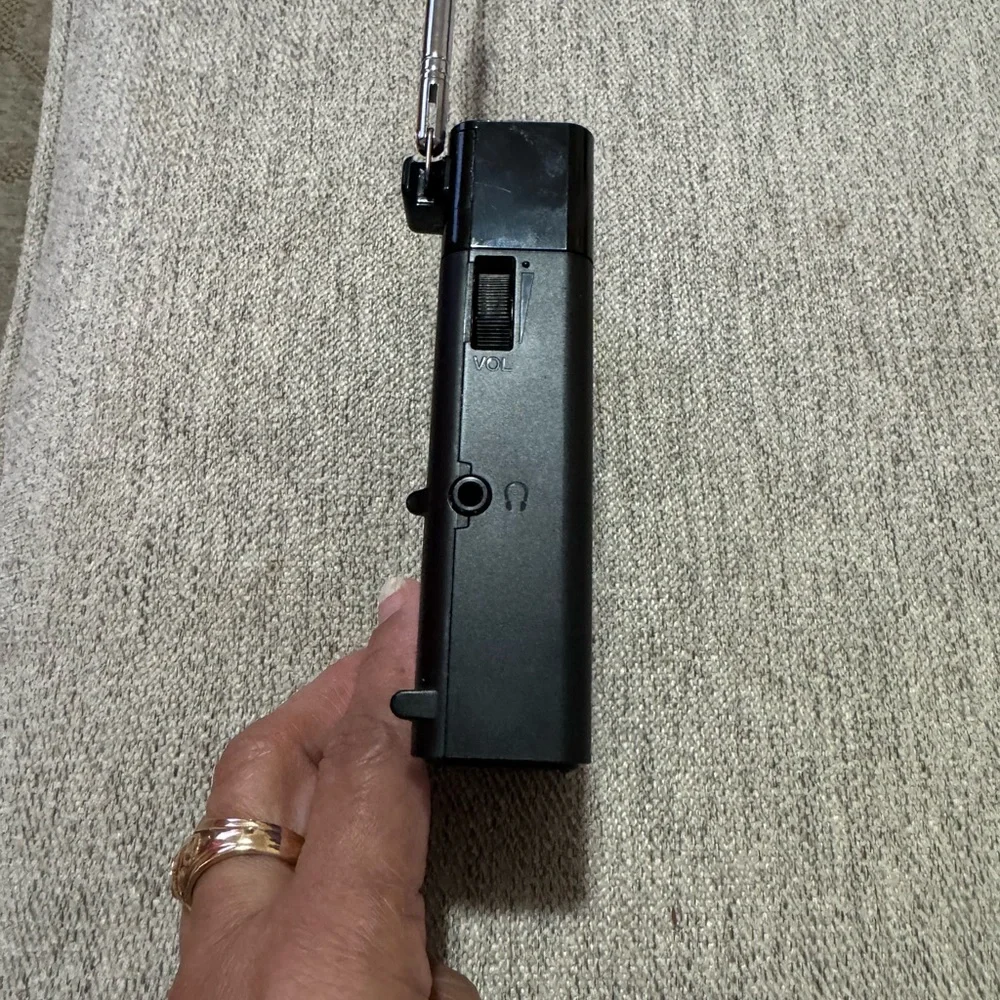 Sony ICF-P26 Portable AM/FM Radio Black.Dc 3V R6 Size AA X2 Battery